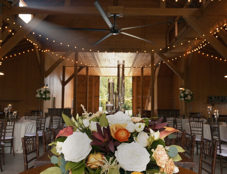 Bridal party preparation room at Tringali Barn with luxurious amenities
